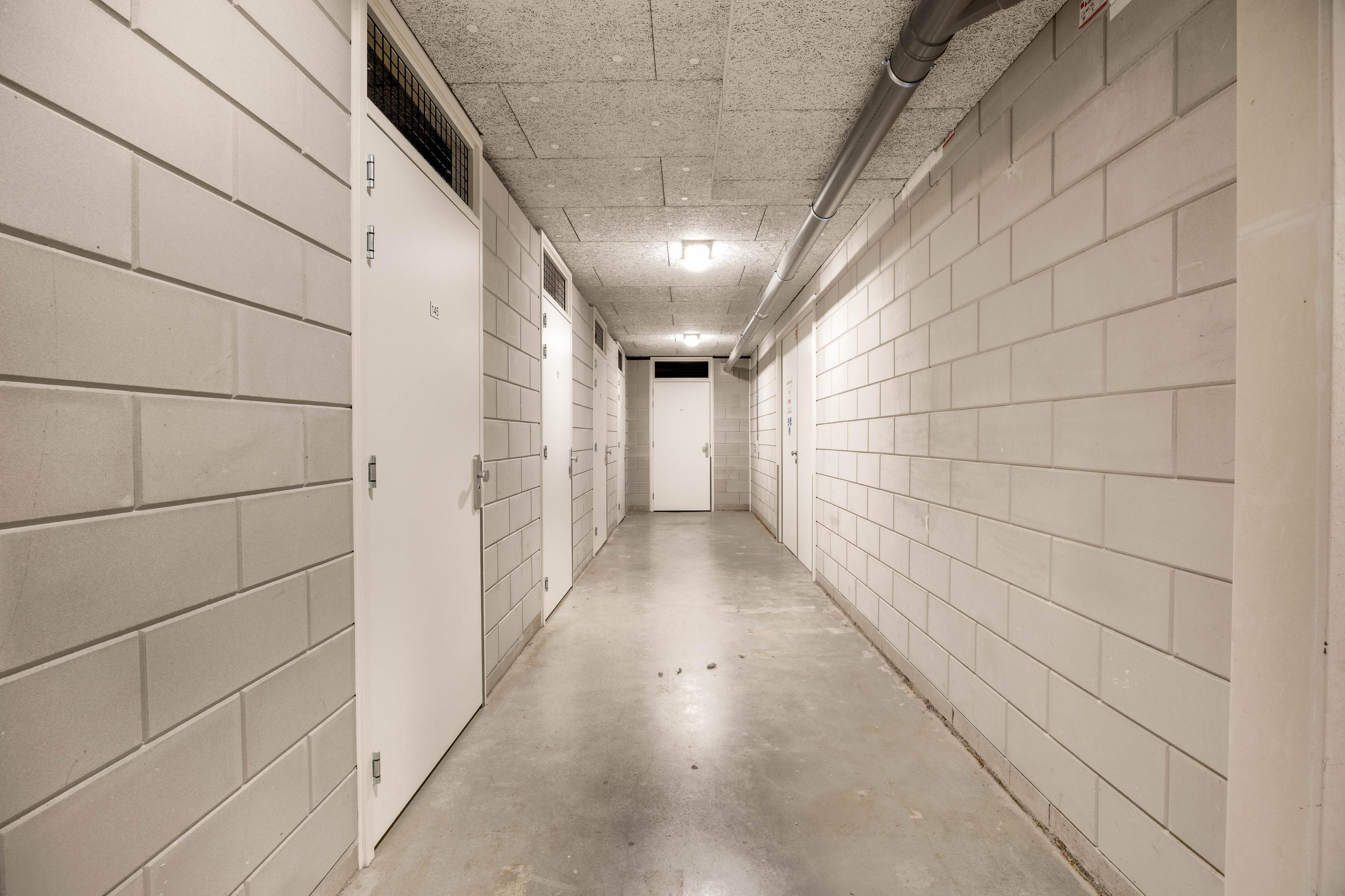 Mies van der Rohestraat 175 , 2132 HX Hoofddorp 30