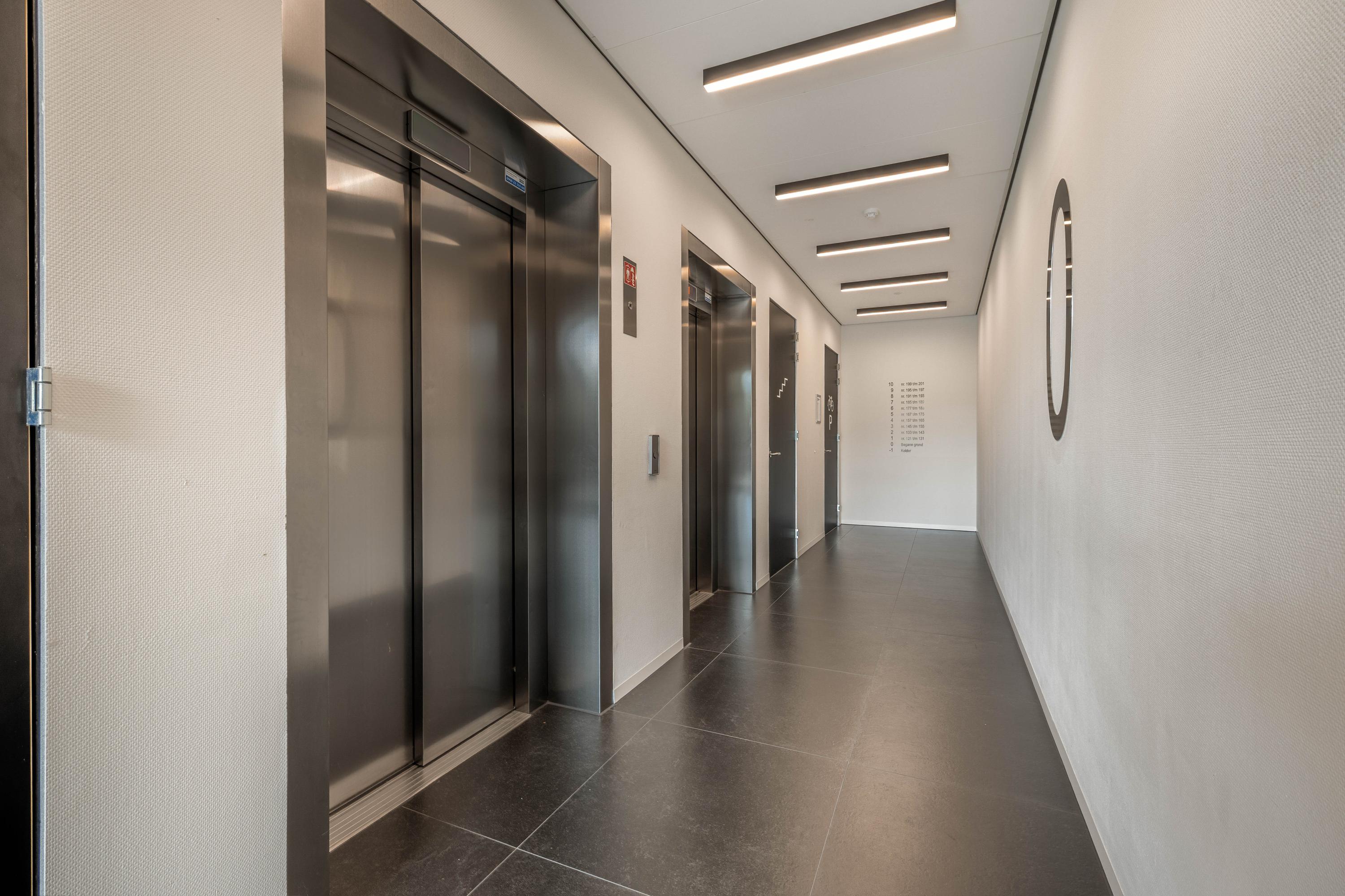 Mies van der Rohestraat 175 , 2132 HX Hoofddorp 32